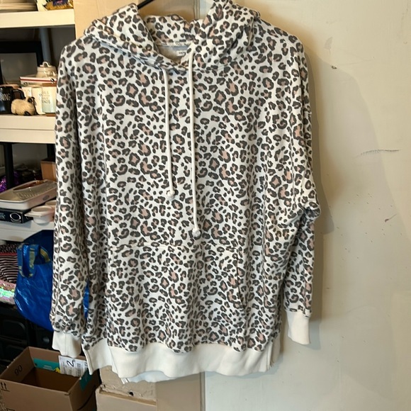 American Eagle Outfitters Tops - American Eagle Leopard Print Hooded Sweatshirt, XS